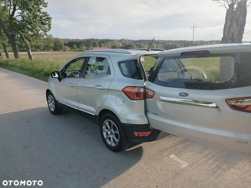 Ford EcoSport - 4