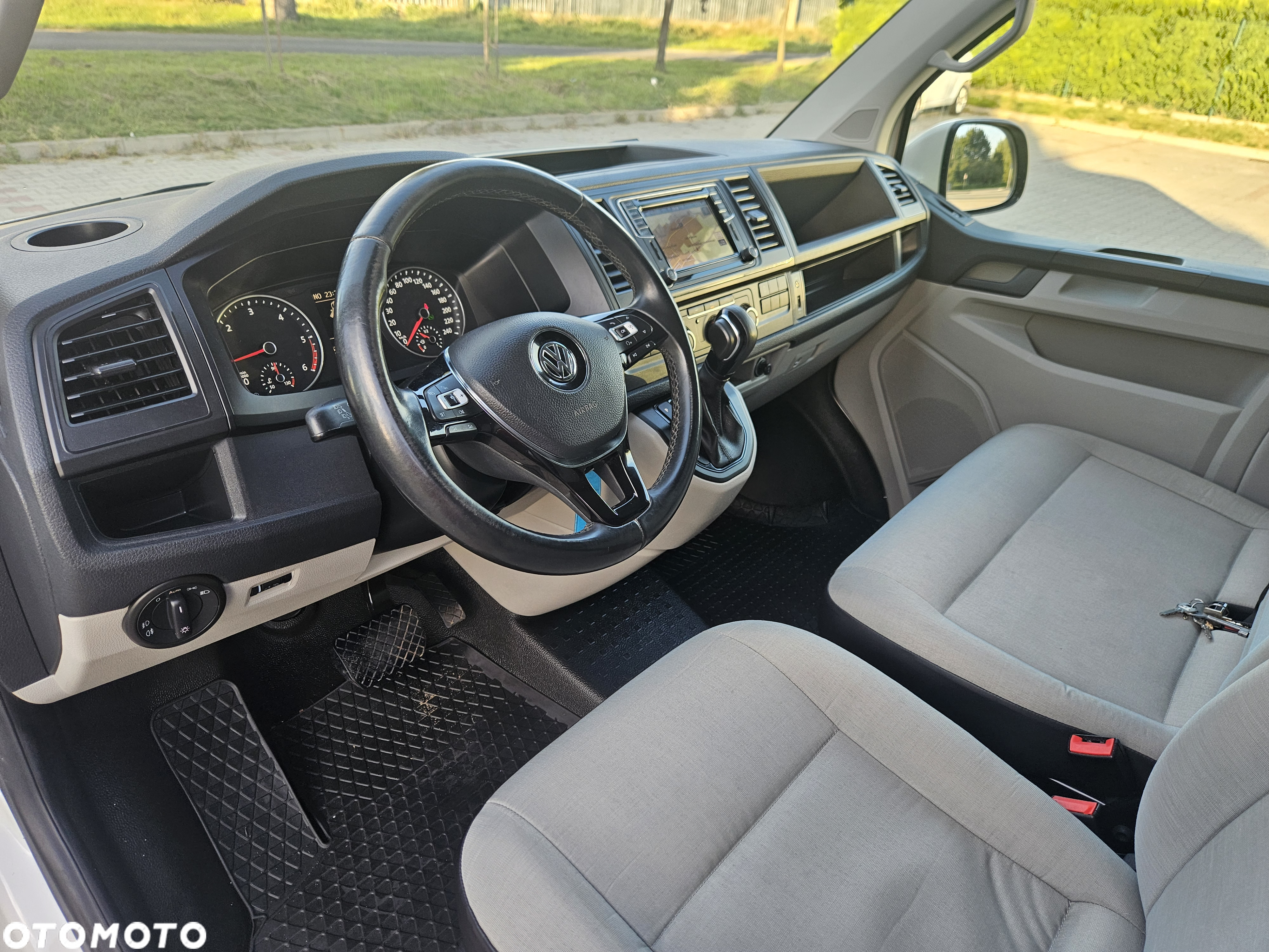 Volkswagen Transporter - 17