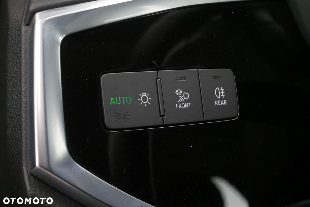 Audi Q3 - 23
