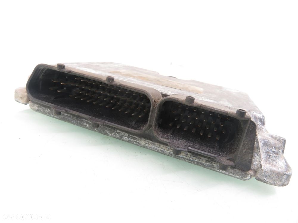 STEROWNIK SEAT CORDOBA I (6K1, 6K2) 1.9 SDI - AEY 038906013E 0281001689 - 3
