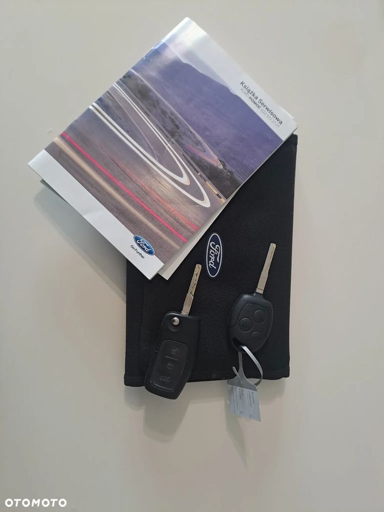 Ford Transit Courier - 7