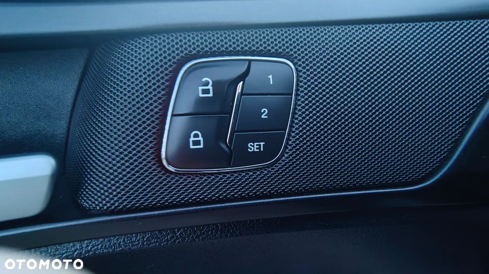 Ford Mondeo 2.0 Hybrid Trend - 21