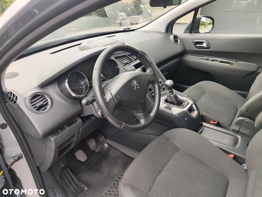 Peugeot 5008 1.6 HDi Active 7os - 10