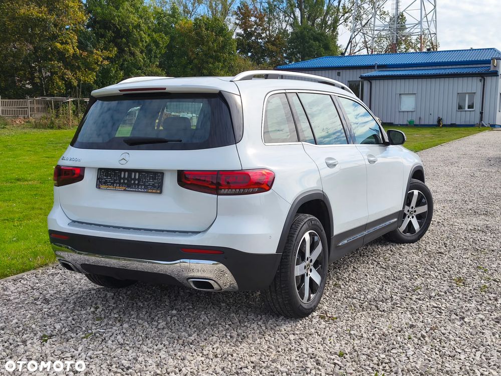Mercedes-Benz GLB - 4