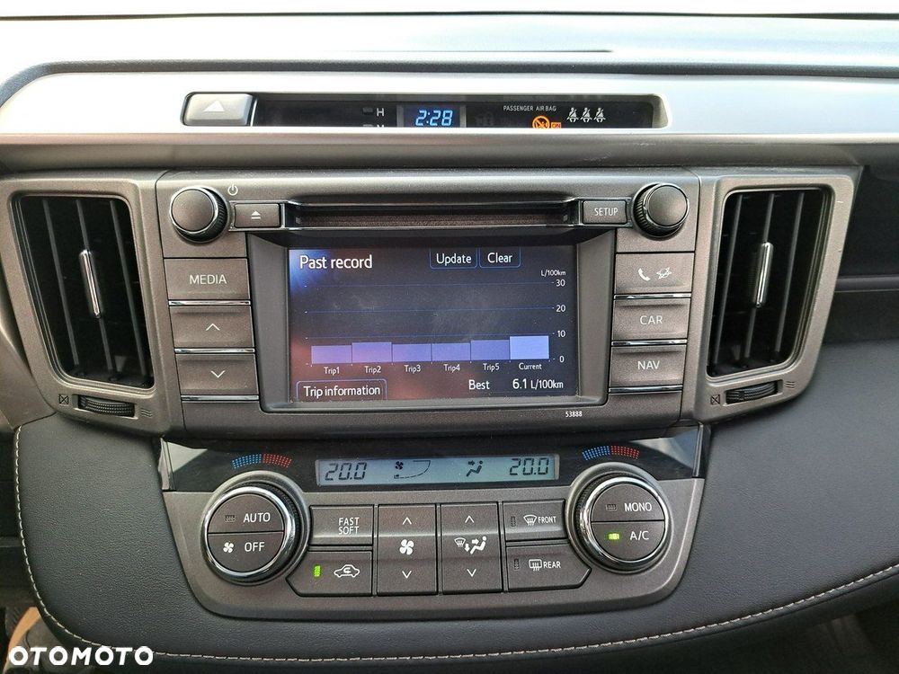 Toyota RAV4 2.2 D-4D 4x4 Executive - 15