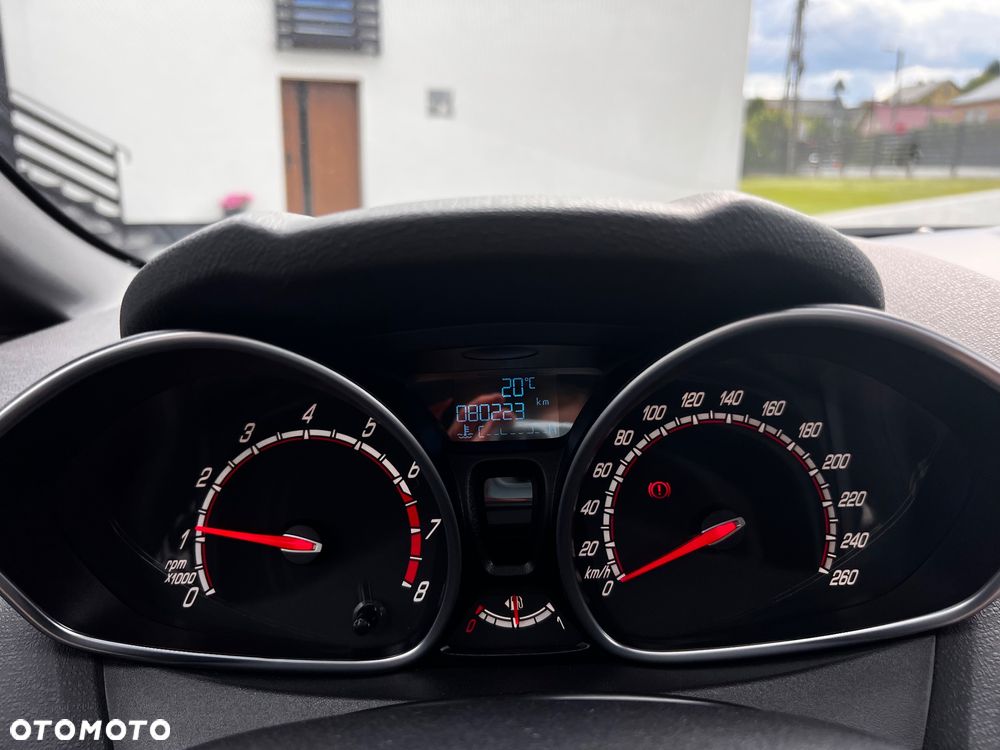 Ford Fiesta ST2 - 10