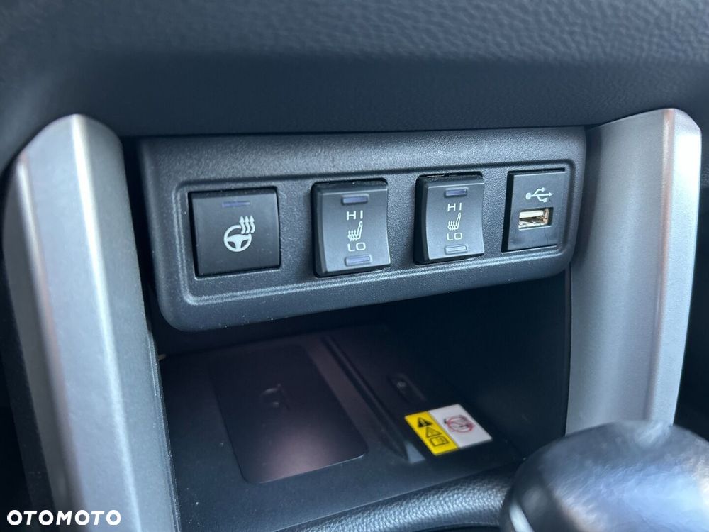 Toyota Corolla Cross 2.0 Hybrid Executive AWD - 21
