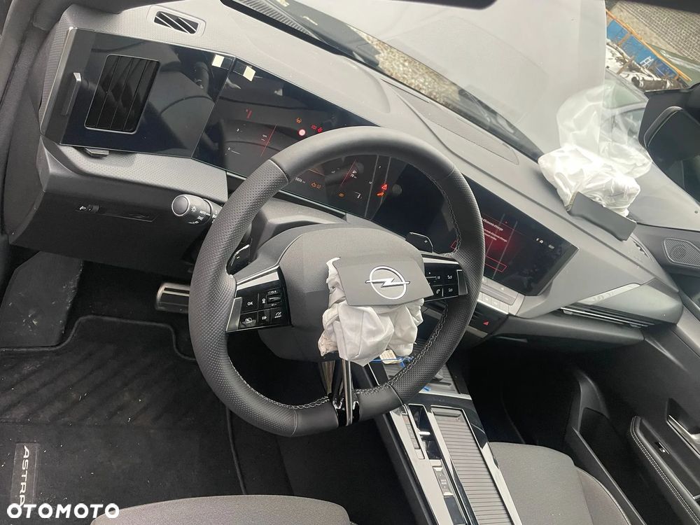 Opel Astra 1.5 D Automatik Ultimate - 16