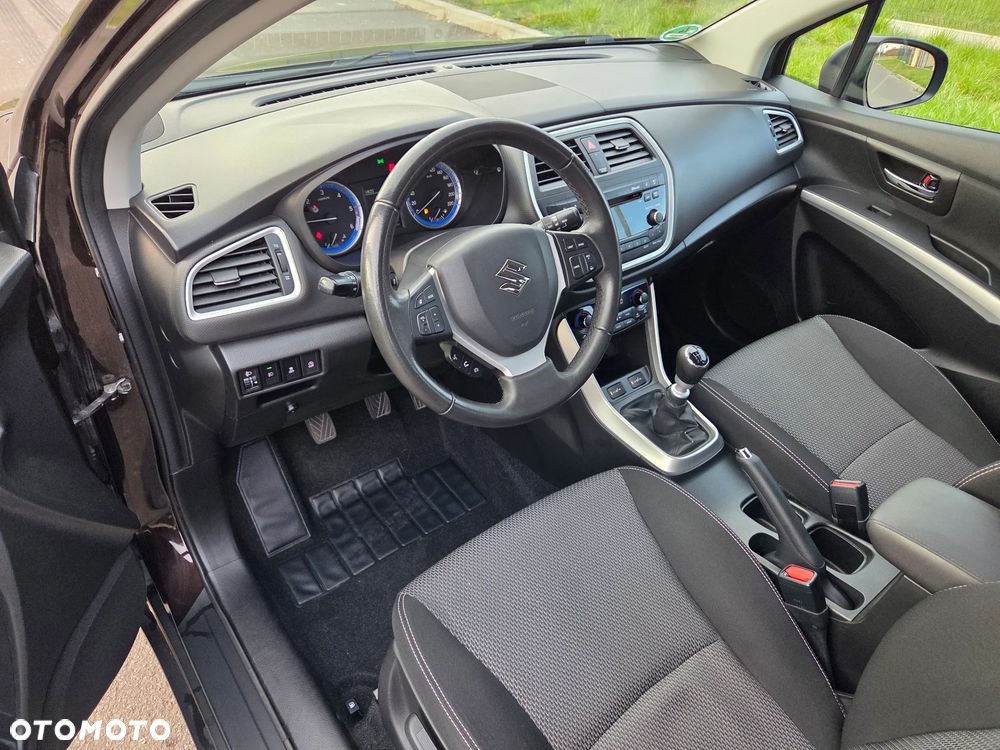 Suzuki SX4 S-Cross 1.6 DDiS 4x2 Comfort+ - 12