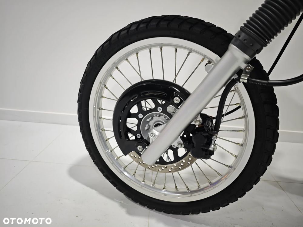 Suzuki DR - 24