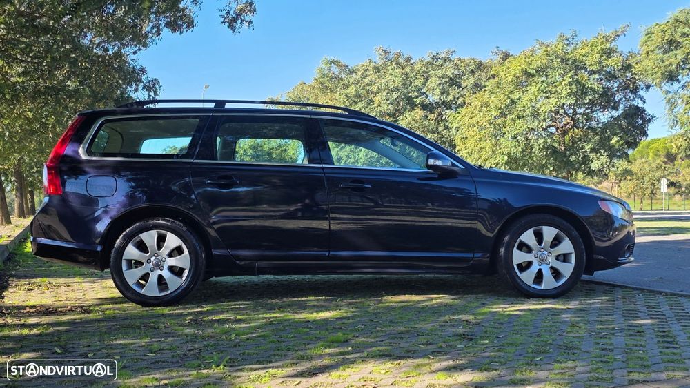 Volvo V70 2.0 D Summum - 4