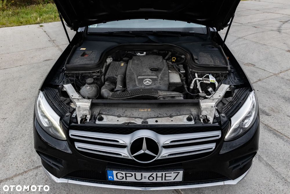 Mercedes-Benz GLC 250 4Matic 9G-TRONIC AMG Line - 17