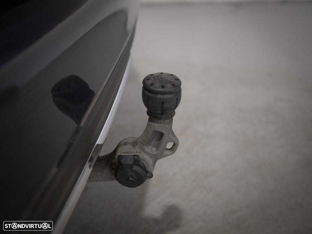 Mercedes-Benz C 300 de AMG Line - 12