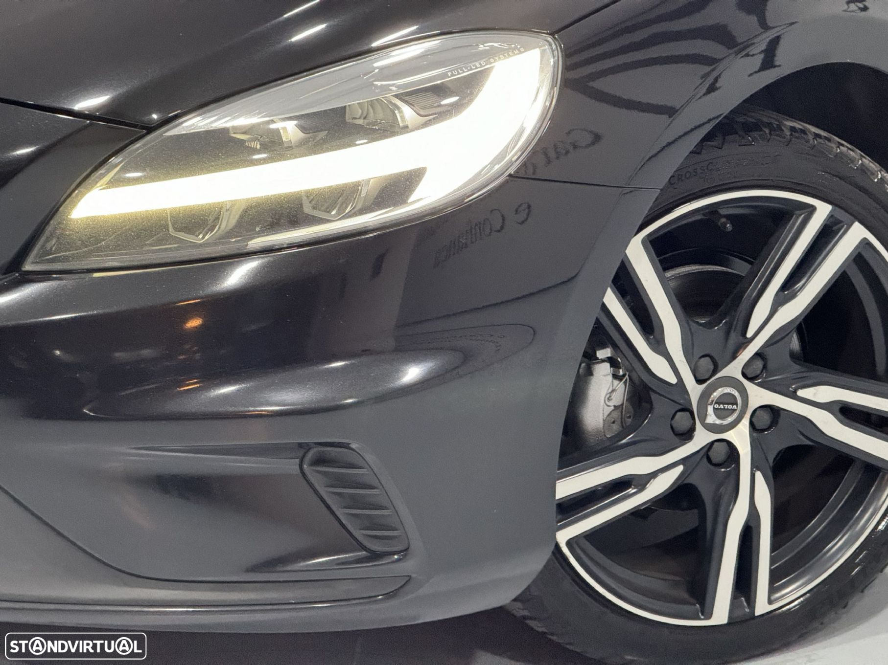 Volvo V40 2.0 D2 R-Design - 19