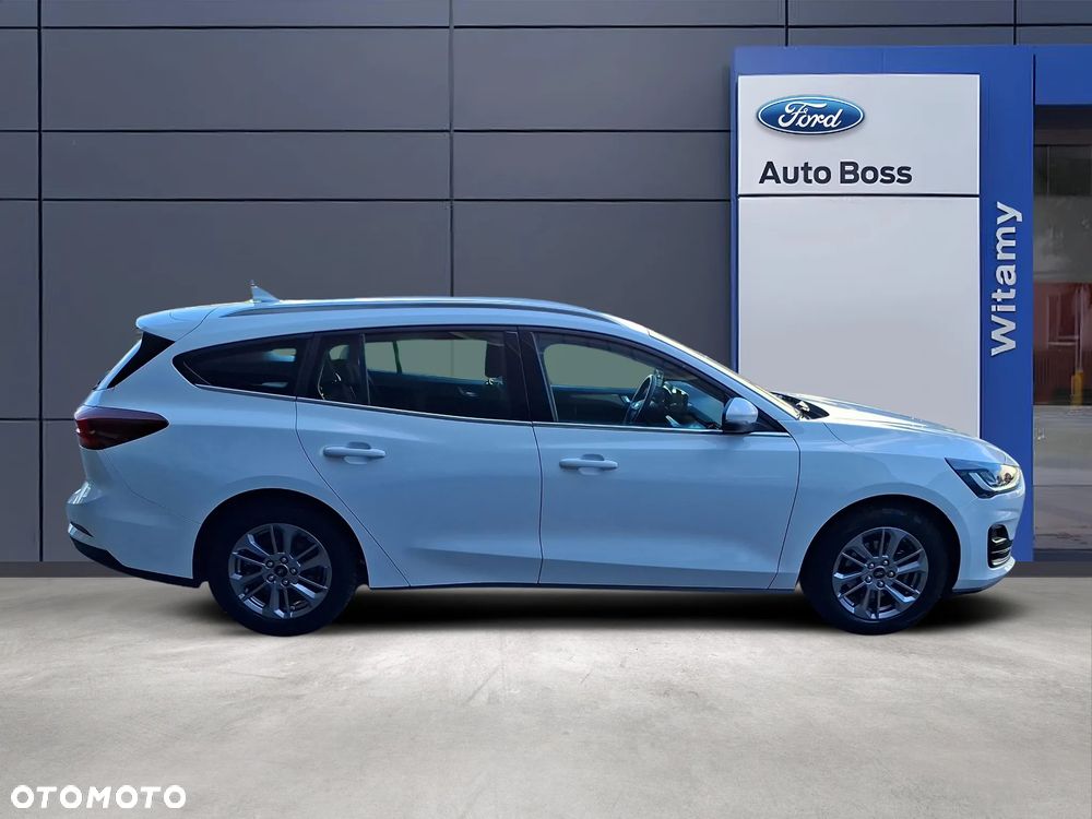 Ford Focus 1.0 EcoBoost Titanium - 4