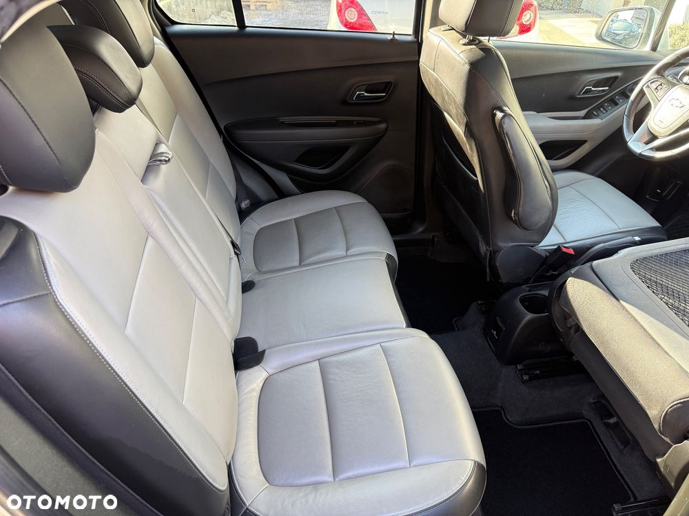 Chevrolet Trax 1.4 T LS - 23