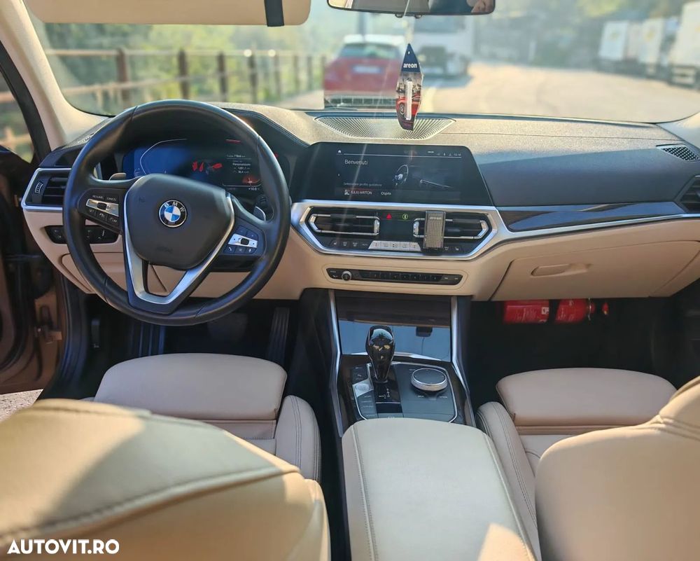 BMW Seria 3 320d Aut. Luxury Line - 7