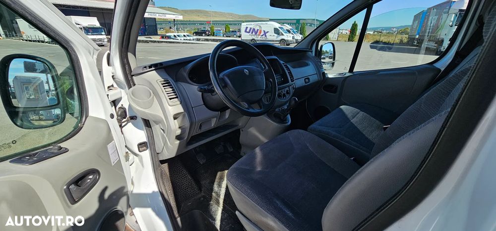 Opel Vivaro - 6