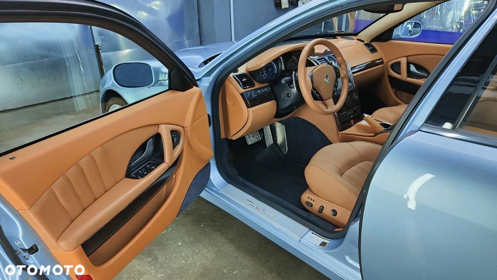 Maserati Quattroporte Standard - 20