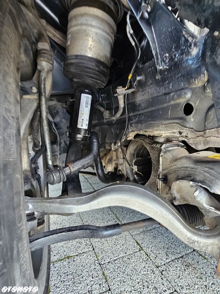 Mercedes-Benz Klasa E 43 AMG 4Matic 9G-TRONIC - 17