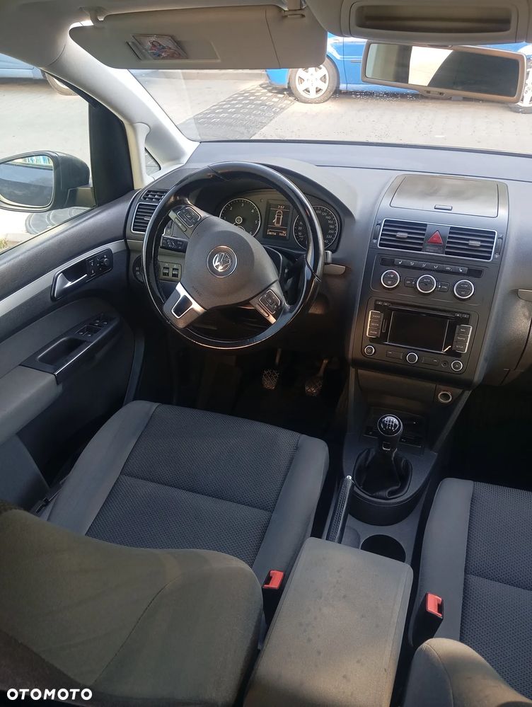 Volkswagen Touran 1.6 TDI DPF BlueMot Comfortline - 11