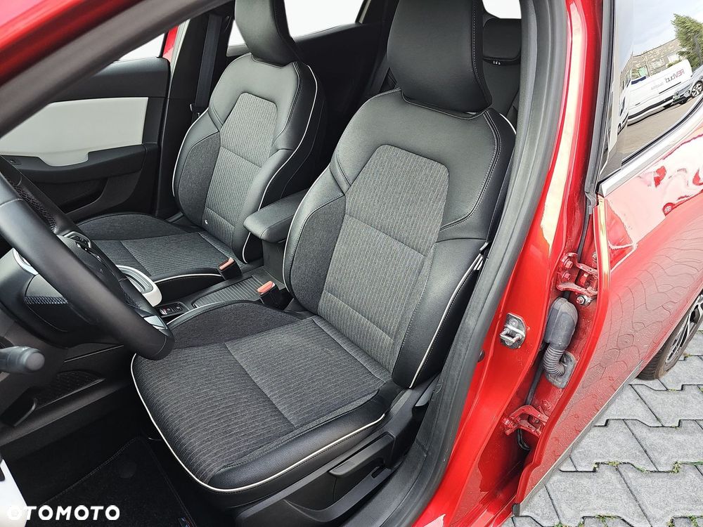 Renault Clio E-TECH 140 INTENS - 12