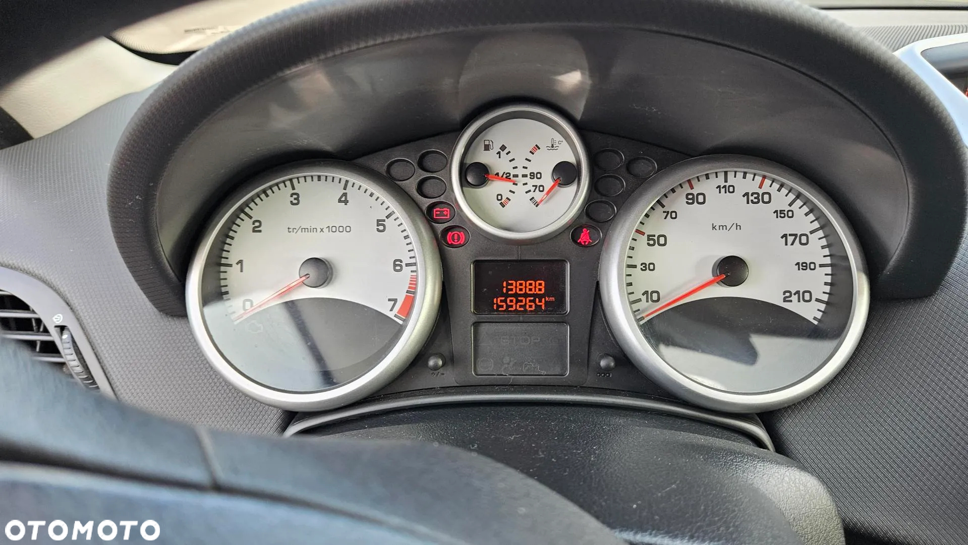 Peugeot 207 - 9