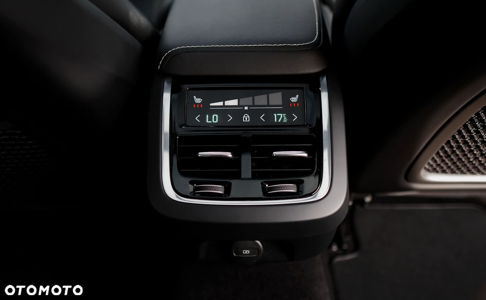 Volvo S60 T5 AWD R-Design - 39