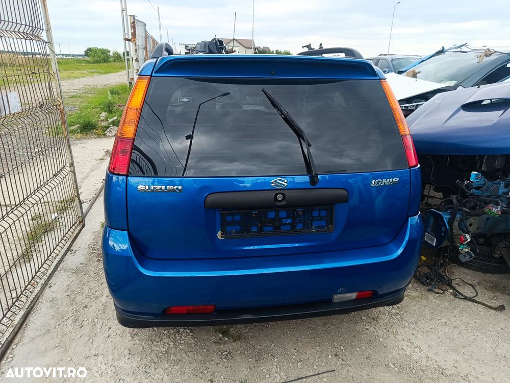 Dezmembrez suzuki ignis 1.3 4x2 și 1.5 benzina 4x4 fabricatie 2005 - 11