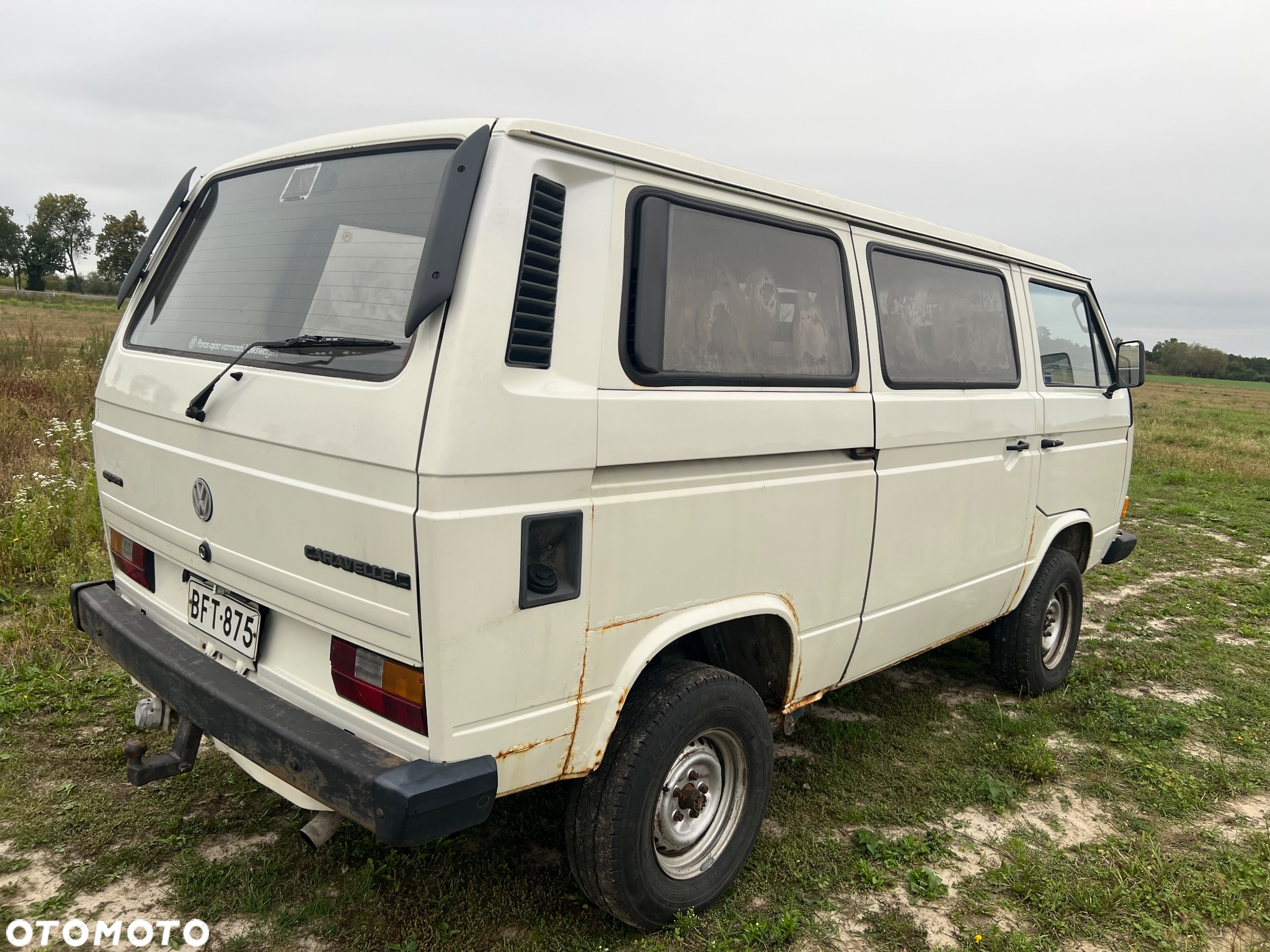Volkswagen Caravelle - 7