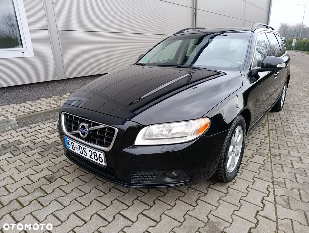Volvo V70 2.5T Momentum - 3