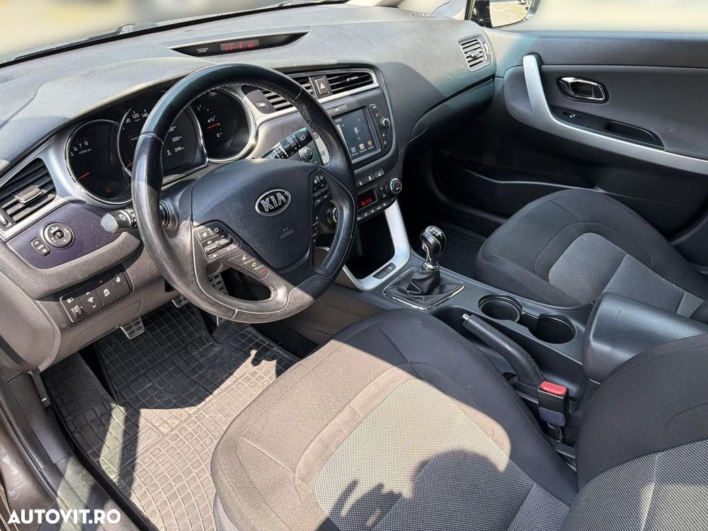 Kia Ceed 1.6 GDI City - 10