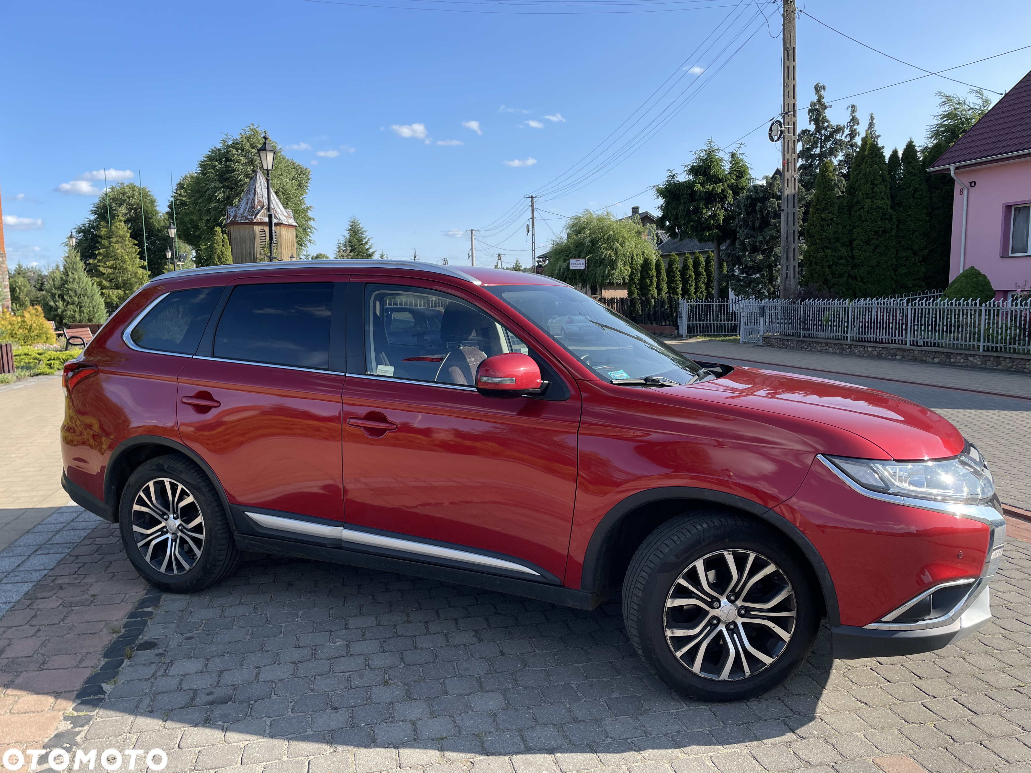 Mitsubishi Outlander - 3