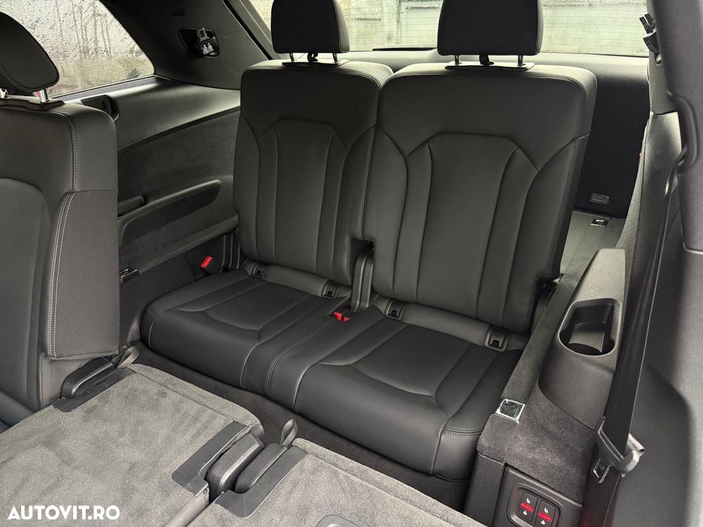 Audi Q7 - 9