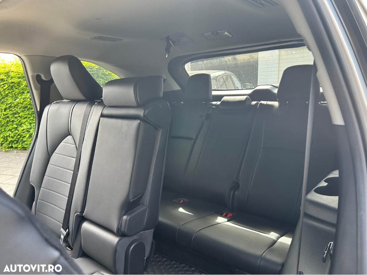 Toyota Highlander 2.5 L Hybrid Dynamic Force 248CP Executive Metallic - 16
