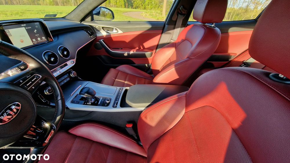 Kia Stinger 2.0 T-GDI GT Line - 27