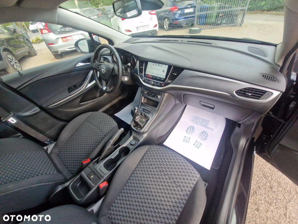 Opel Astra 1.4 Turbo Dynamic - 23