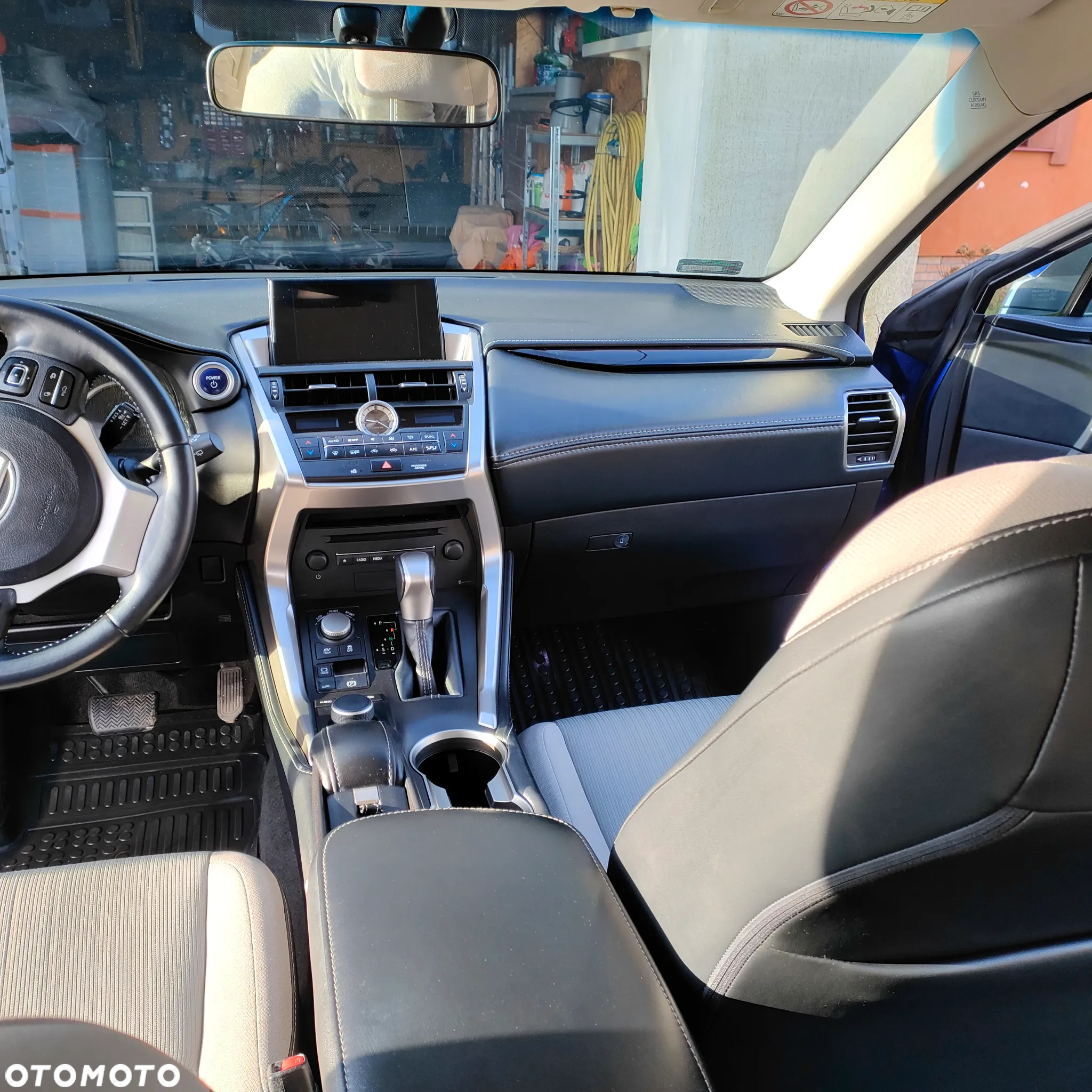 Lexus NX 300h Comfort AWD - 5