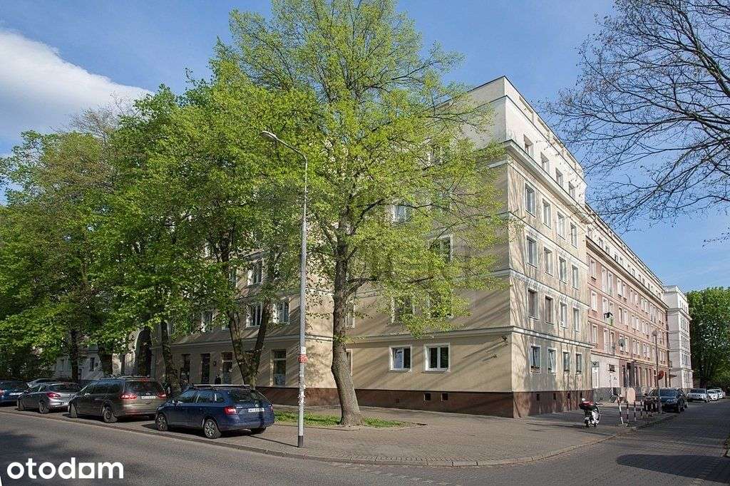 Stary Mokotów, ul. Wiktorska, umeblowana kawalerka