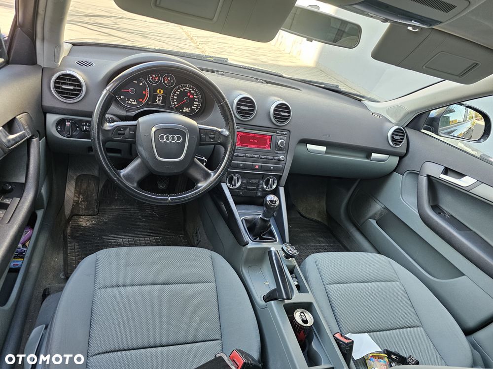 Audi A3 Sportback 2.0 TDI Ambiente - 7