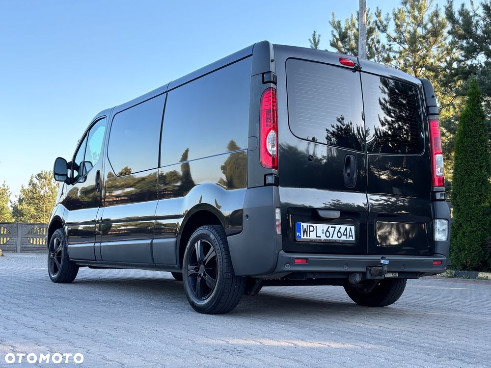 Opel Vivaro - 9
