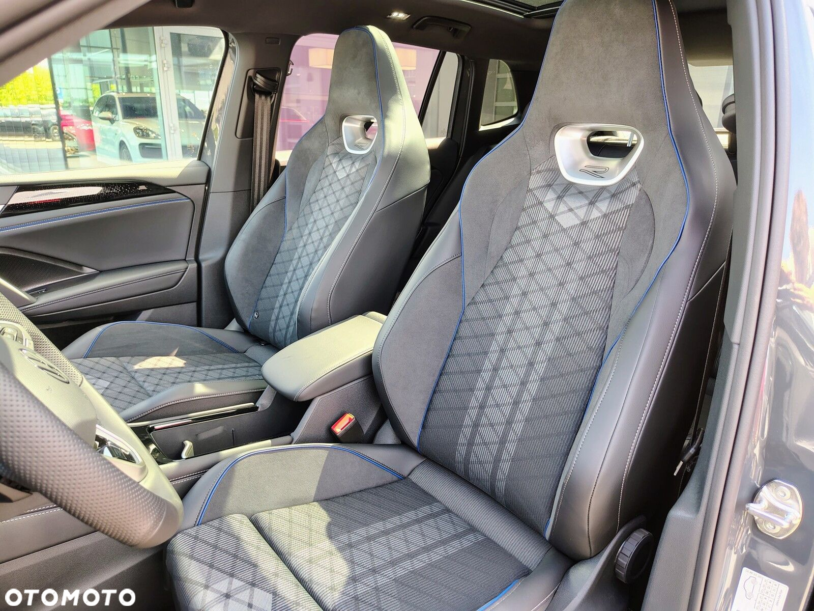 Volkswagen Tiguan - 15