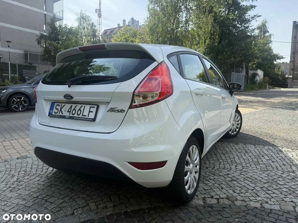 Ford Fiesta - 5