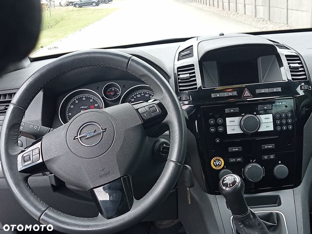Opel Zafira - 6
