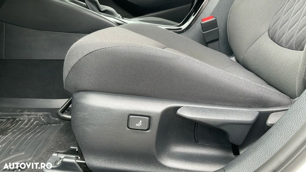 Toyota Corolla 1.8 HSD Business - 16
