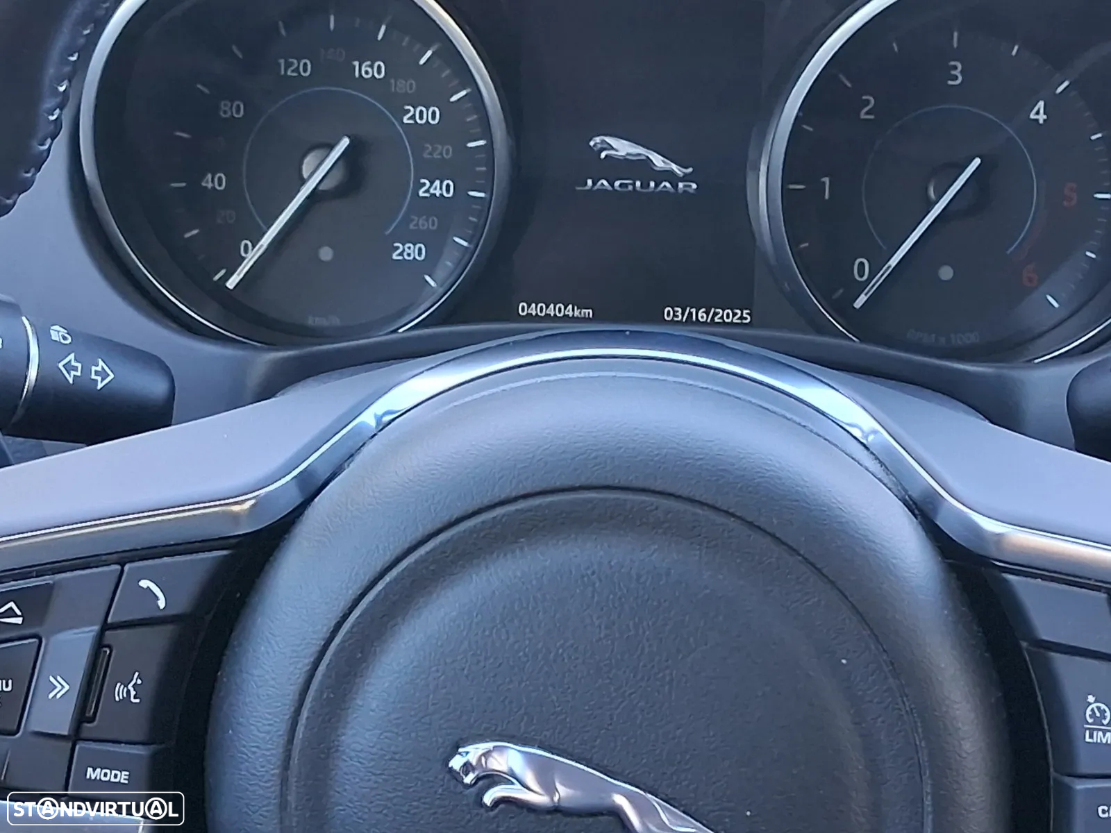 Jaguar XE 2.0 D Prestige Aut. - 11