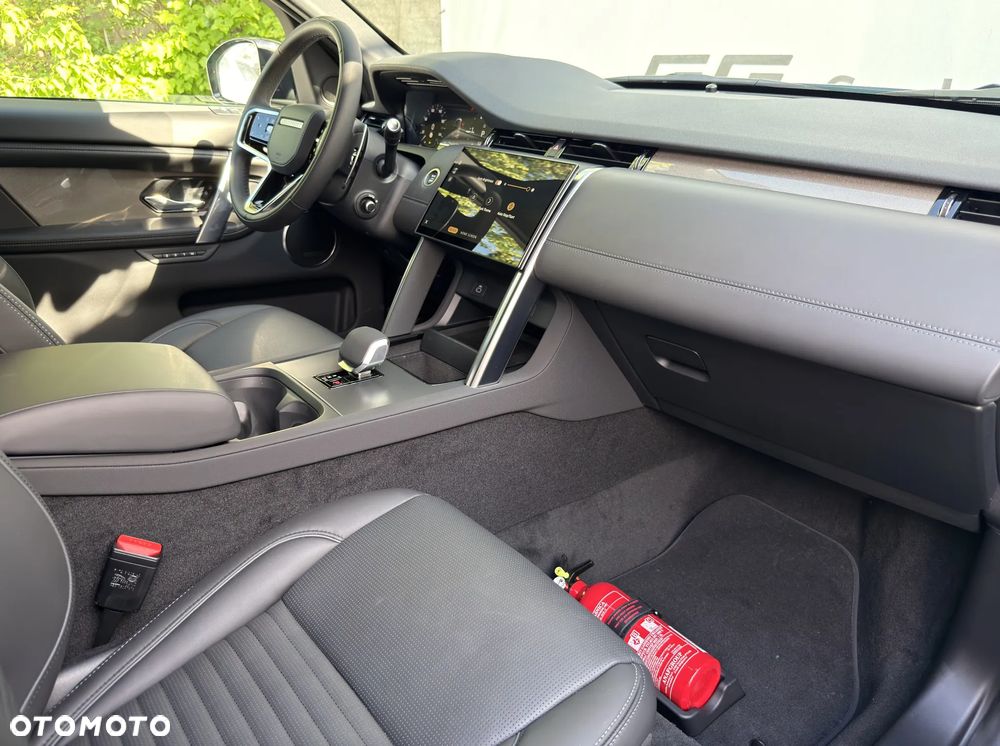 Land Rover Discovery Sport 2.0 D200 mHEV Metropolitan - 4