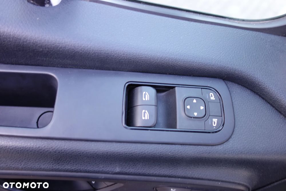 Mercedes-Benz Sprinter 319 CDI 3.0 V6 Automat Rama Doka Klima Webasto - 20