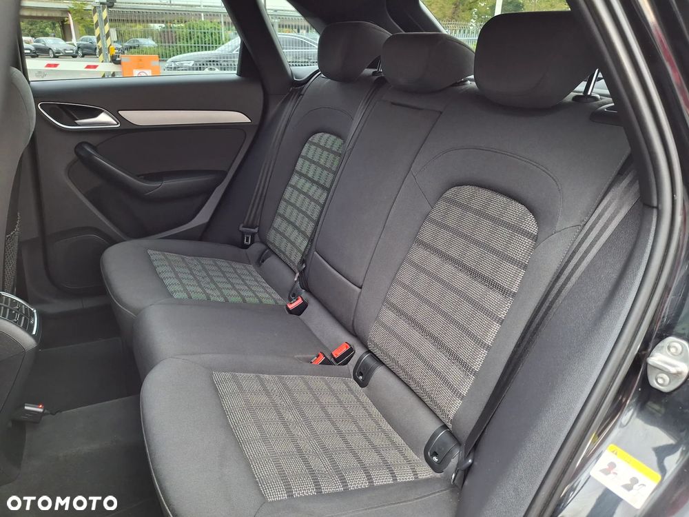 Audi Q3 2.0 TDI Quattro Edycja Specjalna - 10