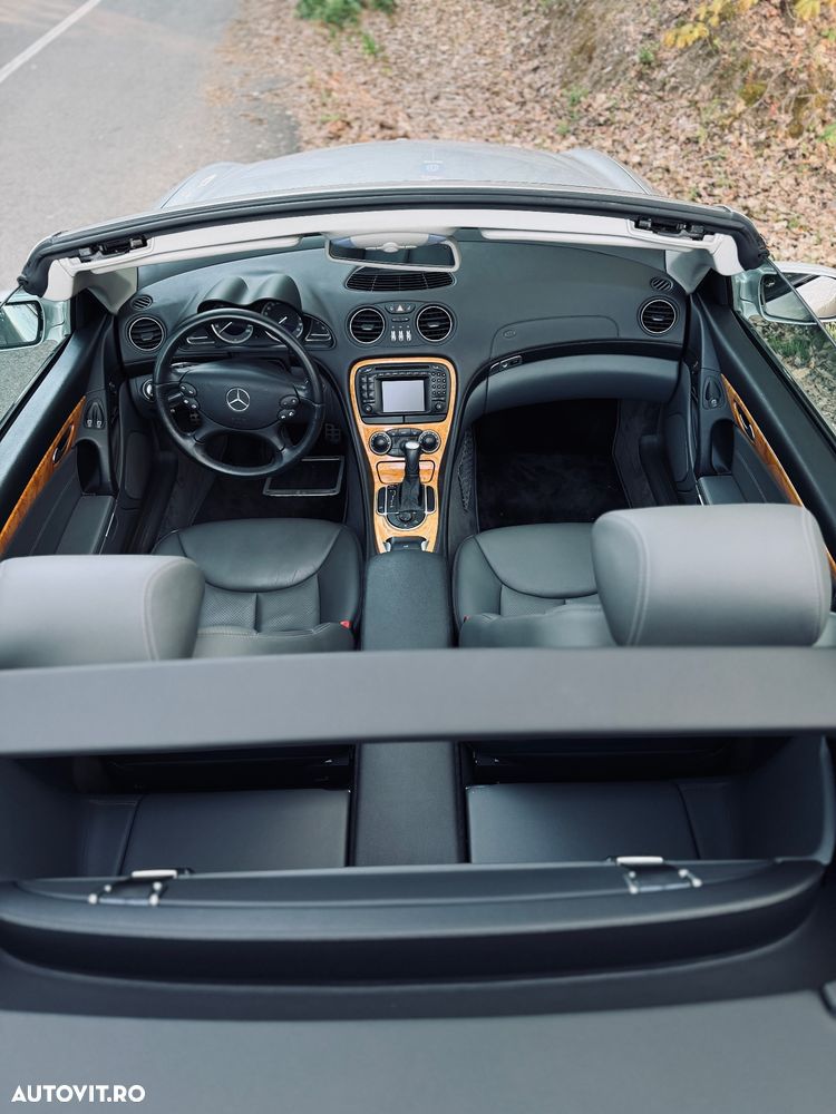 Mercedes-Benz SL 350 Aut - 15
